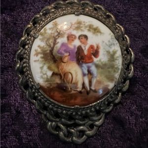 Vintage Dress Courtship Clip Ornate Chain Frame